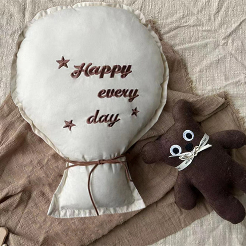 2Pcs Cotton Embroidery Balloon - Baby Nursery Music recension och pris
